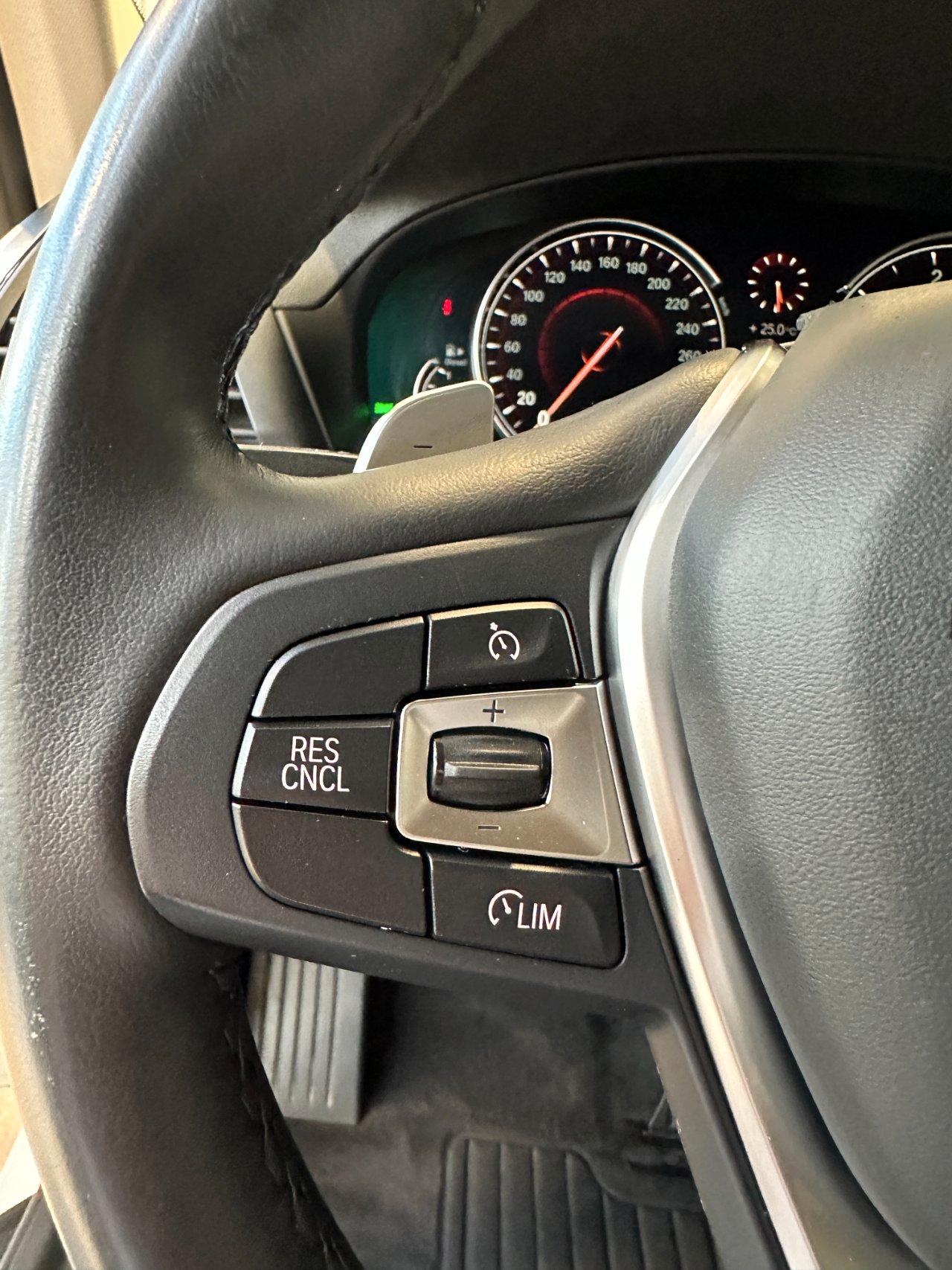 BMW X3 xdrive20d xLine-LED-19"-Telecamera-Navi PRO