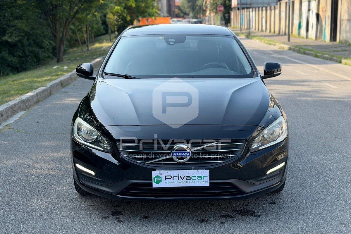 VOLVO V60 D2 1.6 Powershift Momentum
