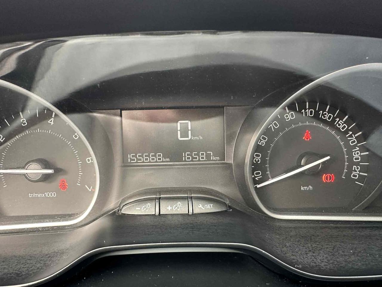 Peugeot 208 PureTech 82 5 porte Active