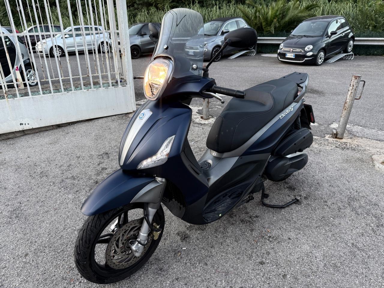Piaggio Beverly 350