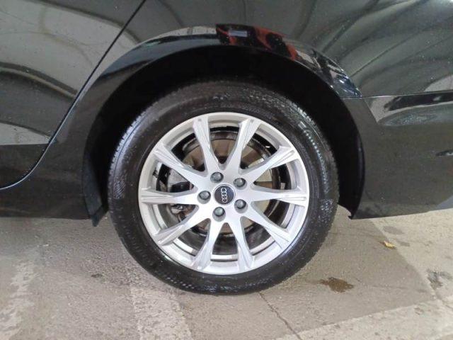 AUDI A4 Avant 30 TDI/136 CV S tronic Business