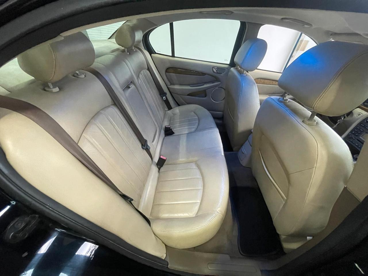 Jaguar X-Type 2.0D cat Executive EU3