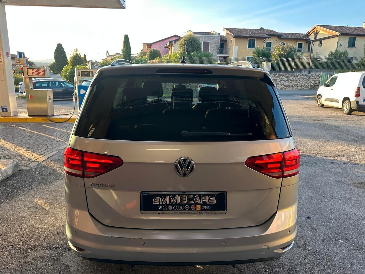 Volkswagen Touran 1.6 TDI 115 CV SCR DSG Executive BlueMotion Tech.7 posti