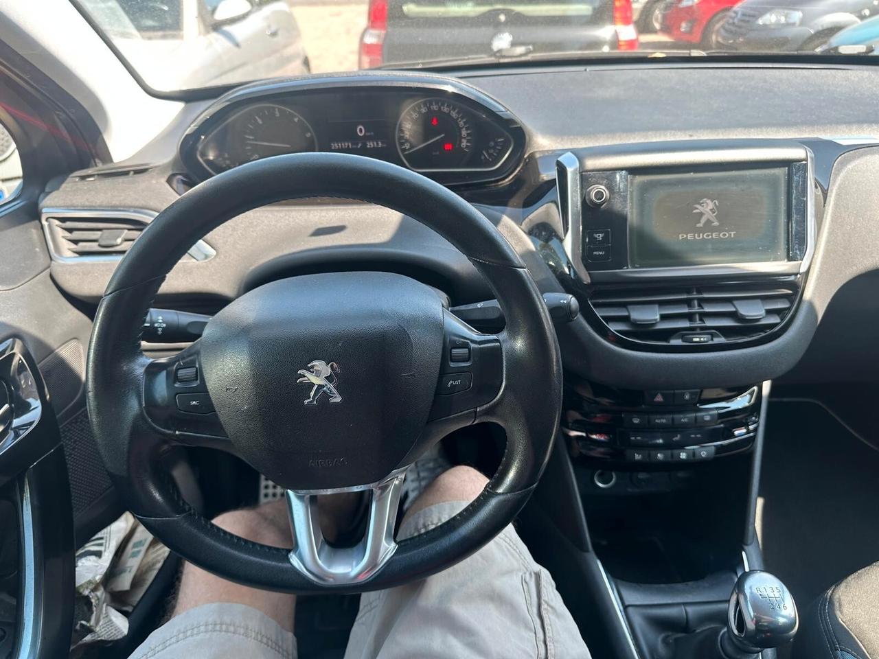 Peugeot 208 e-HDi Stop&Start Allure AUTO DESTINATA A COMMERCIANTI E OPERATORI DEL SETTORE