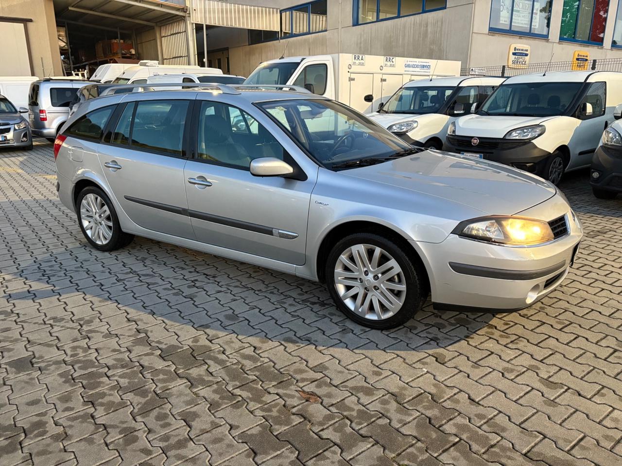 Renault Laguna 2.0 16V SporTour