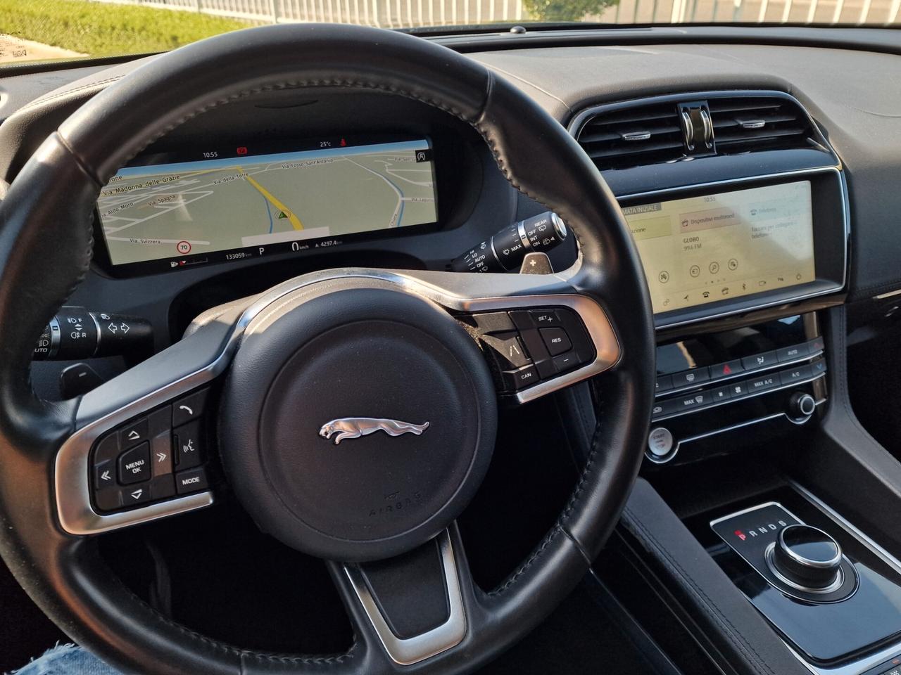 Jaguar F-Pace 2.0 D 180 CV 4x4