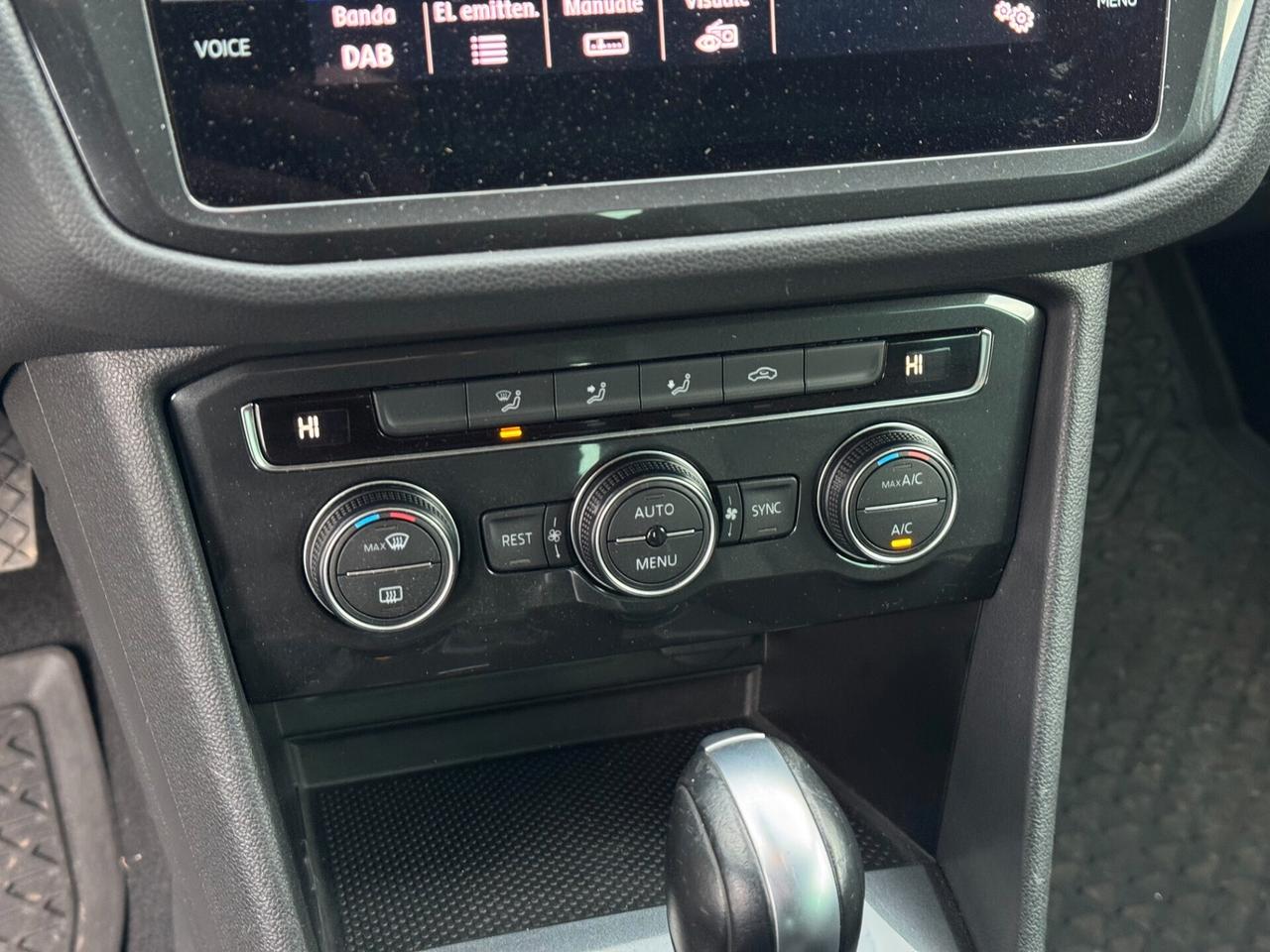 VOLKSWAGEN TIGUAN 1.5cc 150CV AUTOMATICO BENZINA