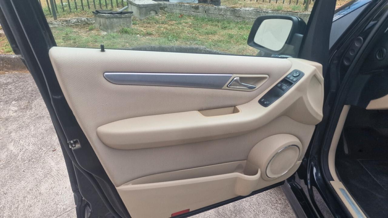 Mercedes-benz B 180 CDI Executive "cambio automatico"