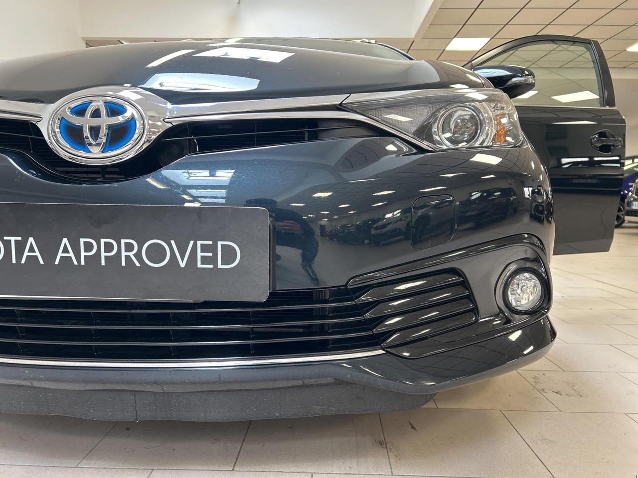 Toyota Auris Touring Sports 1.8h Active cvt
