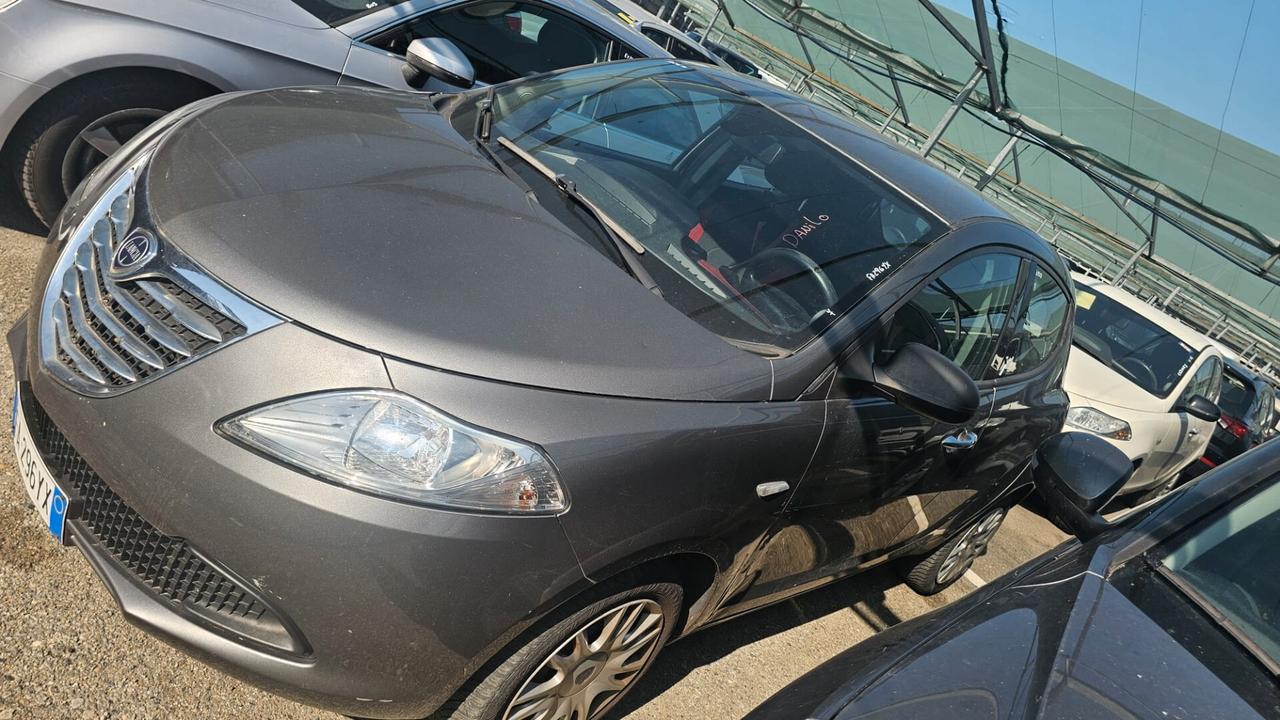 Lancia Ypsilon 1.3 MJT 16V 95 CV 5 porte S&S Elle