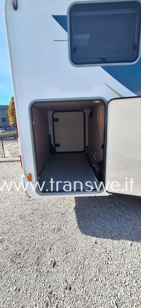 Bürstner Twenty Semintegrale con ampio garage