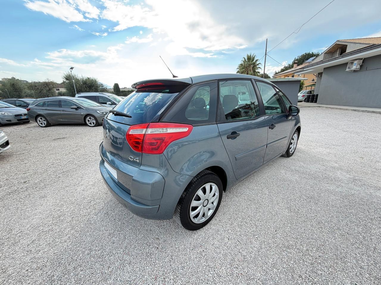 Citroen C4 Picasso 1.6 HDi 110 cv 241.669 km