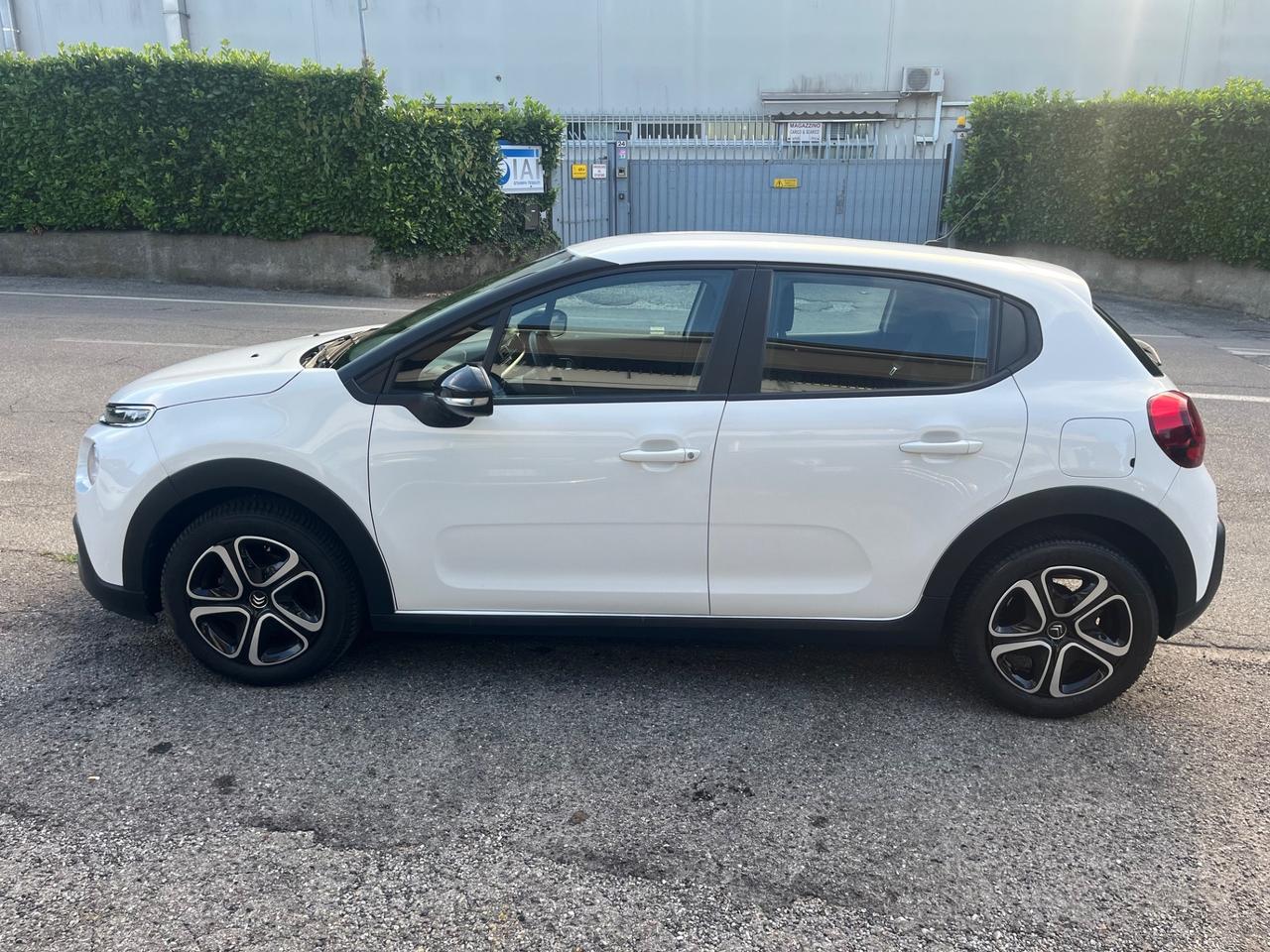 Citroen C3 1.2benzina/83CV/neopatentato/Euro6/unico proprietario/