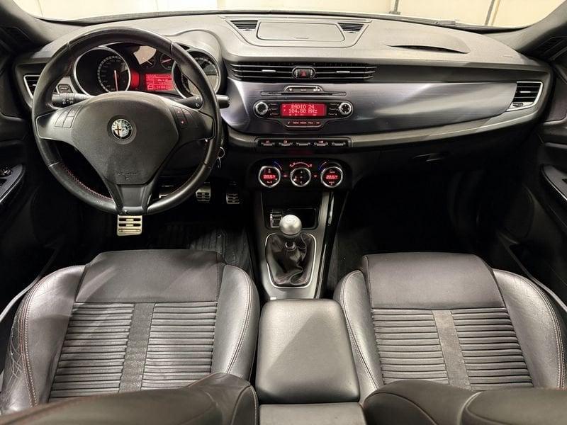 Alfa Romeo Giulietta Giulietta 1750 TBi Quadrifoglio Verde