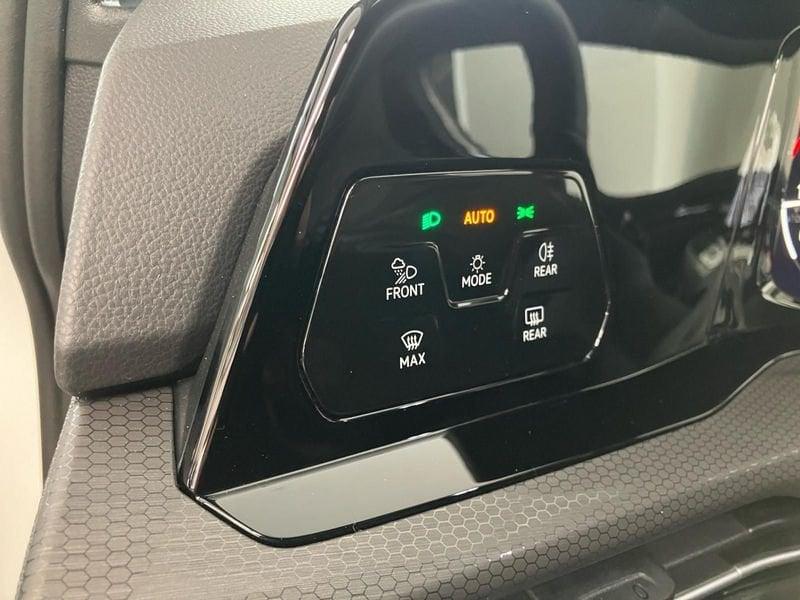 Volkswagen Golf 2.0 TSI GTI DSG