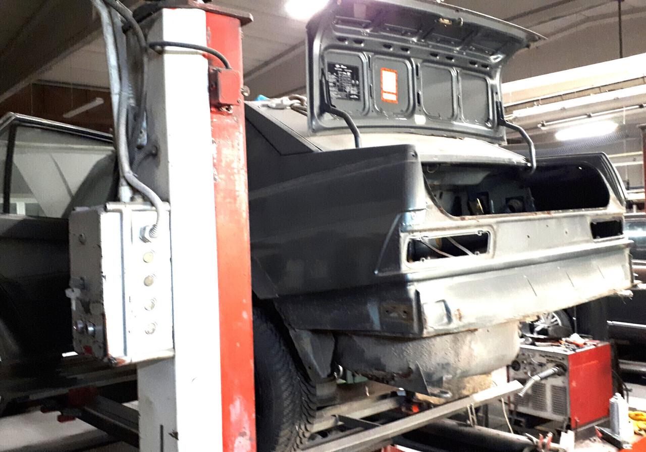 Alfa Romeo 75 2.0i TS 1a serie ASI quadro arancio