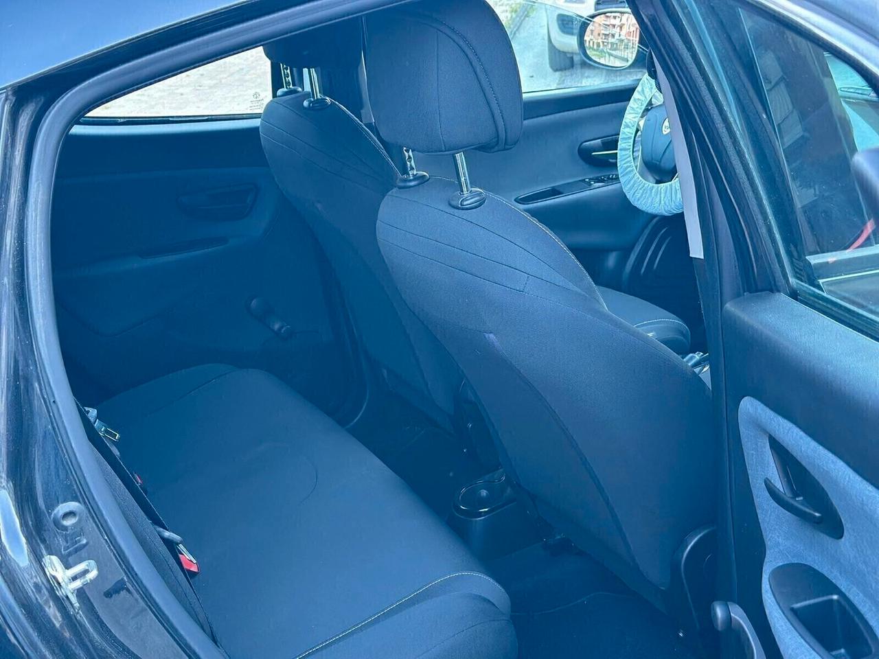Lancia Ypsilon 1.2 69 CV 5 porte GPL Ecochic Gold USATO SICURO