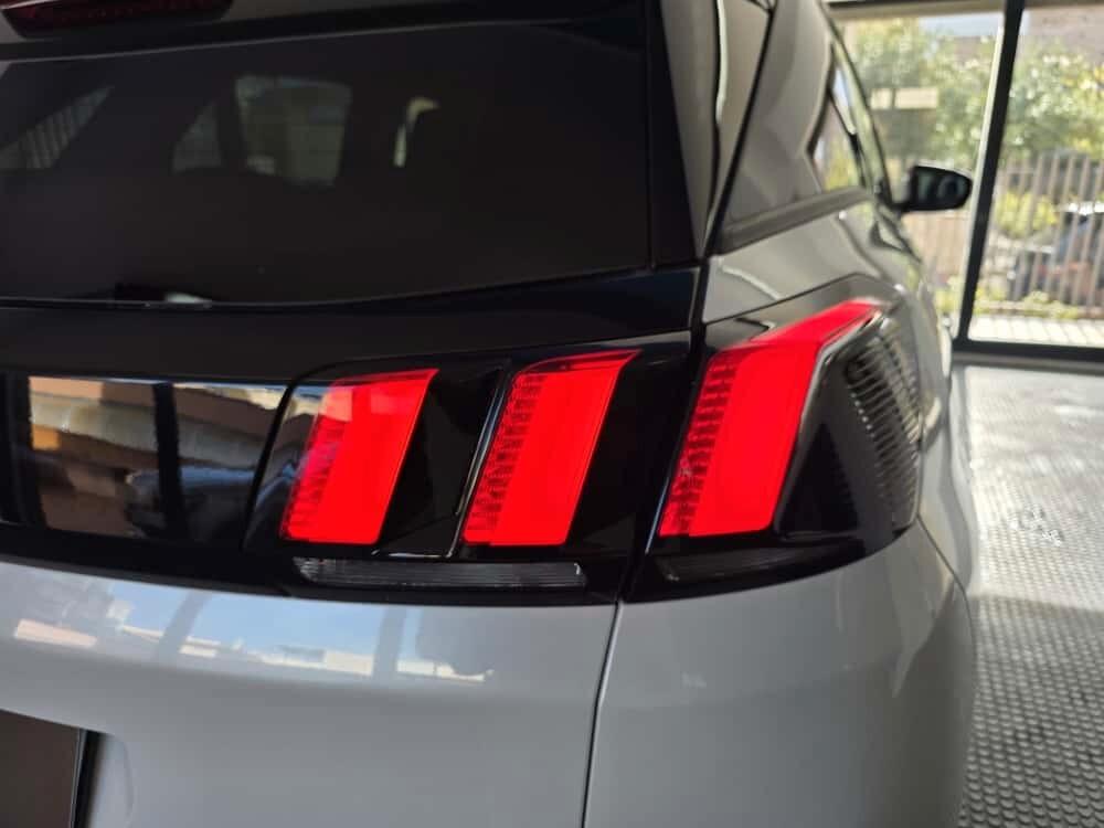 Peugeot 3008 1.5hdi 2023 EAT8 Allure