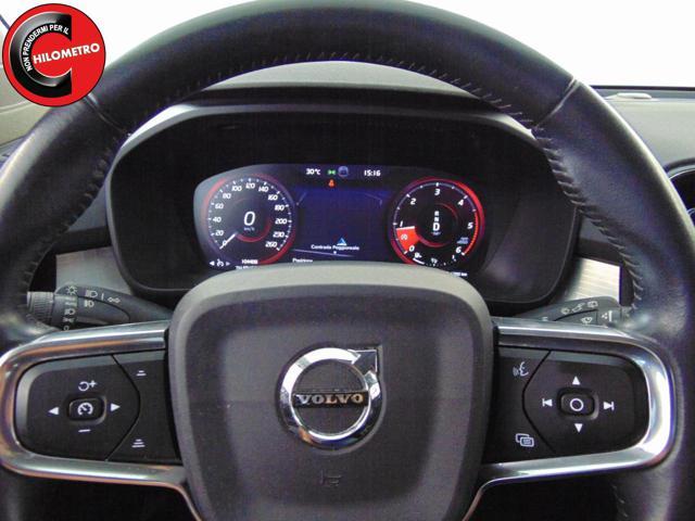 VOLVO XC40 D3