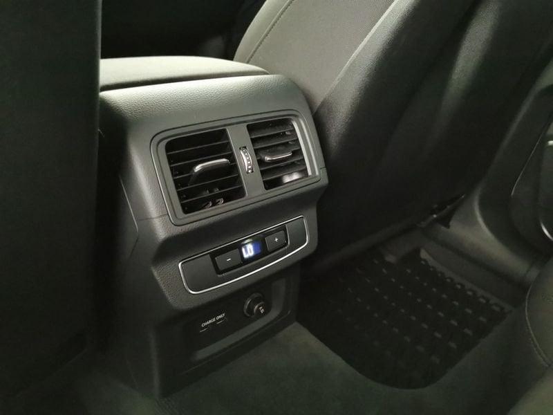 Audi Q5 Sportback 40 2.0 tdi mhev 12V S line quattro s-tronic