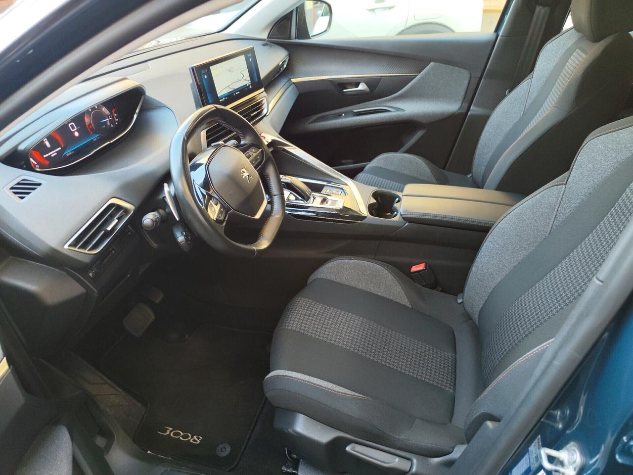 Peugeot 3008 1.5 EAT8 Business 130cv - 2021