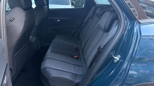 PEUGEOT 3008 HYBRID 180 e-EAT8 ALLURE PACK*24M.G.*