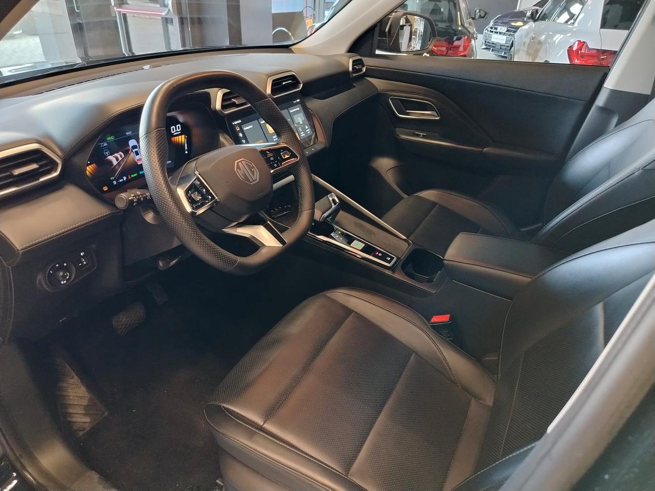 MG ZS (2024-->) ZS 1.5 Hybrid+ Luxury