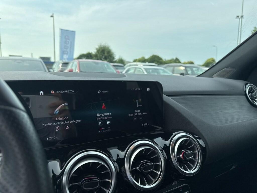 Mercedes GLA 200 200 D Premium 8G-DCT