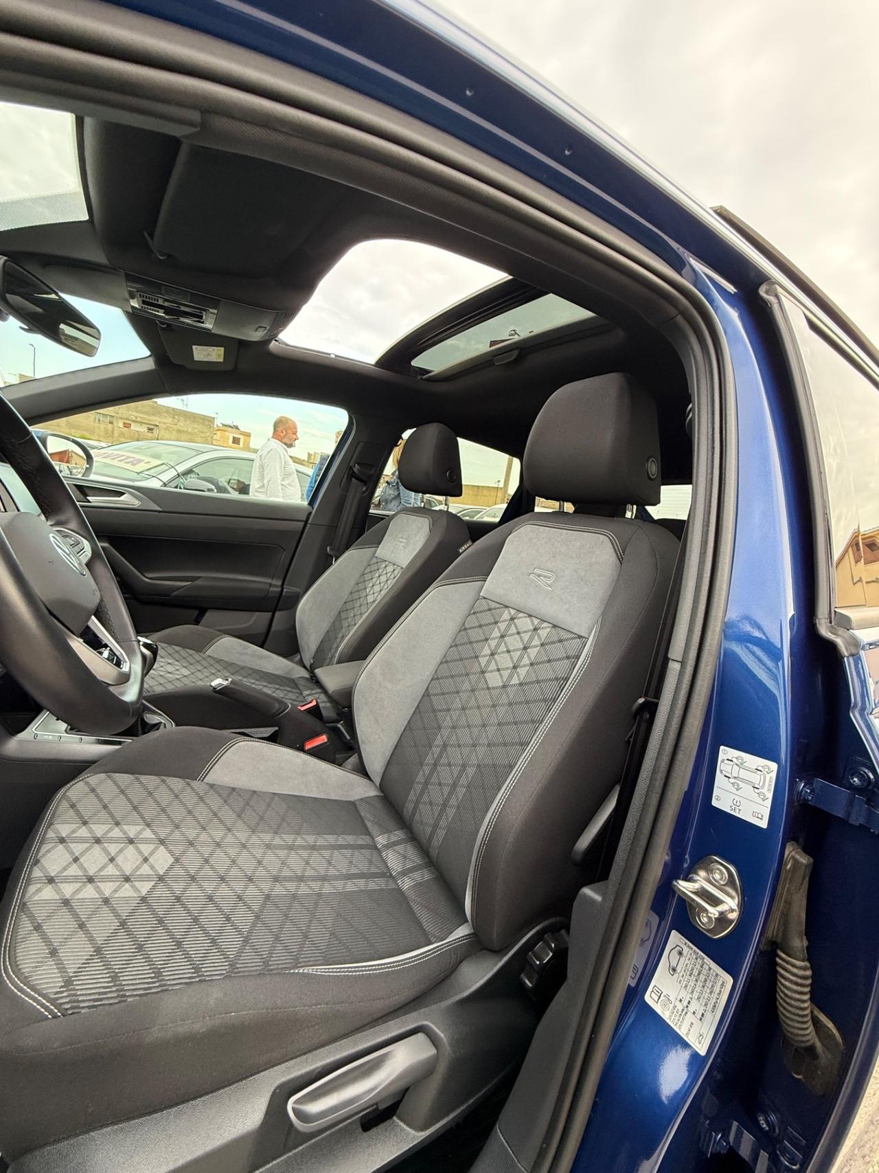 Volkswagen Taigo 1.0 TSI 115 CV R-Line