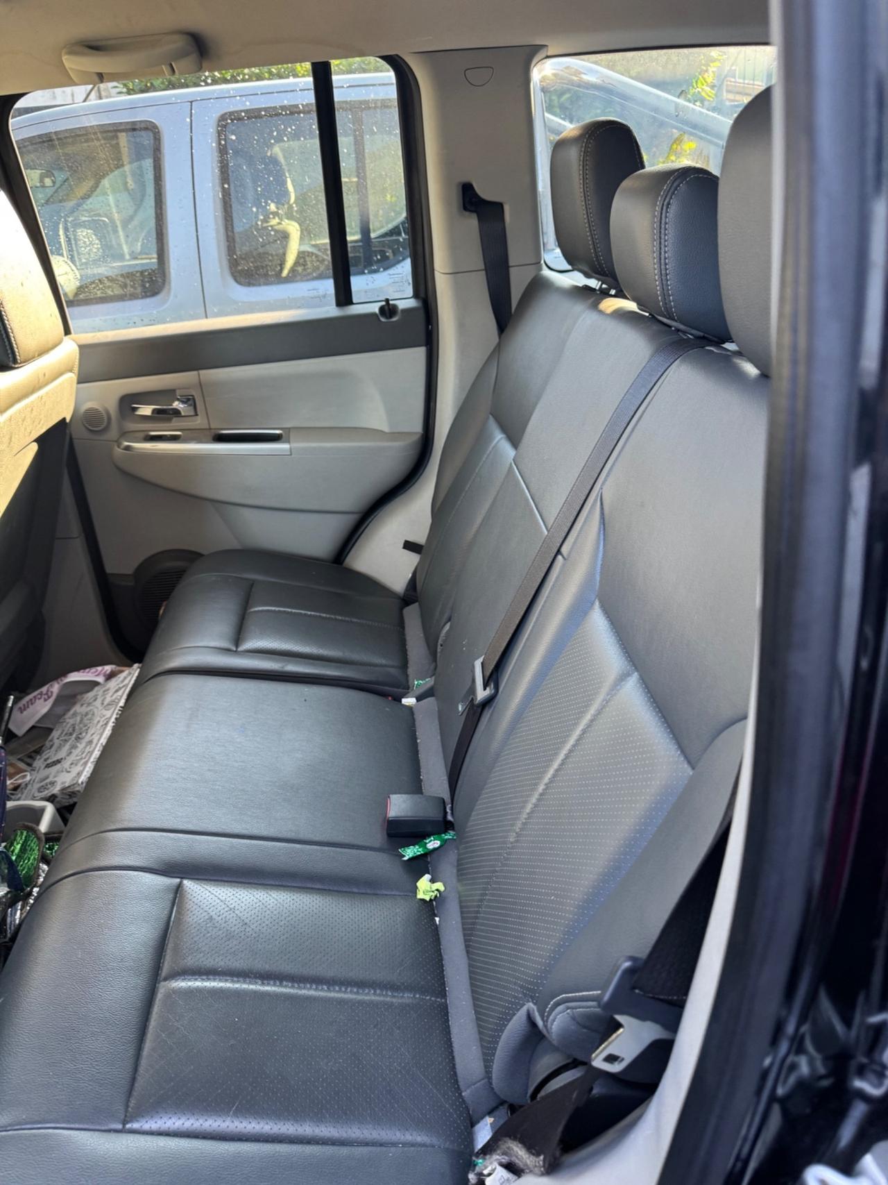 Nissan Navara 2.5 dCi 190CV 4 porte Double Cab LE