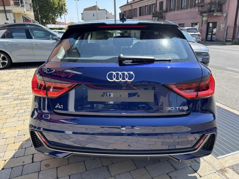 Audi A1 Sportback 30 1.0 tfsi S Line Edition 116cv s-tronic LED-PHONE APPS-17"
