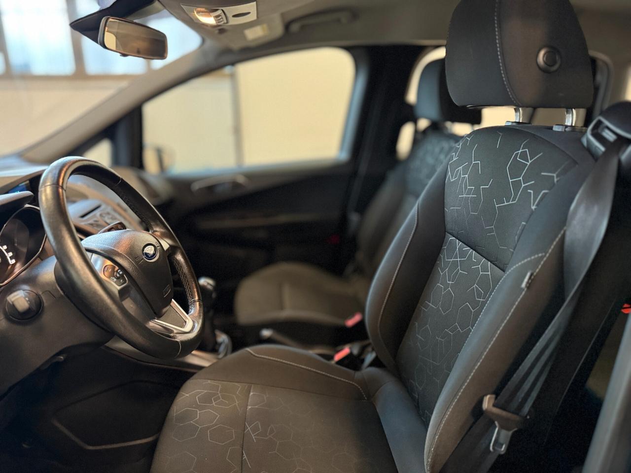 Ford B-Max 1.4 90 CV GPL Business Titanium