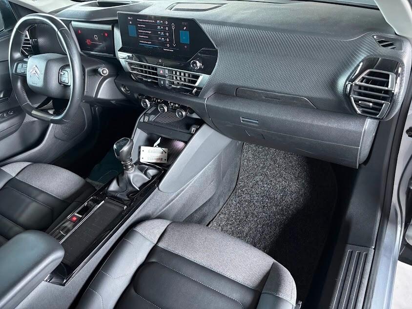 Citroen C4 PureTech 130 CV Shine 25.000KM NEOPATENTATI