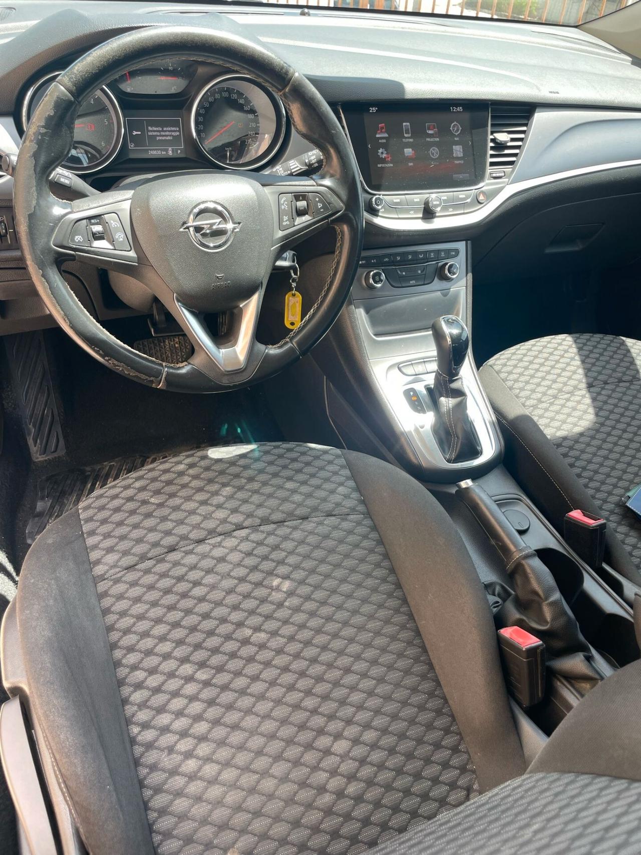 Opel Astra 1.6 CDTi 136CV aut. Sports Tourer Dynamic