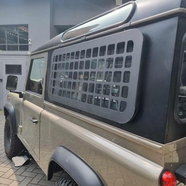 Land Rover Defender RESTORED 90 2.2 PUMA TD4- LIFE&STYLE