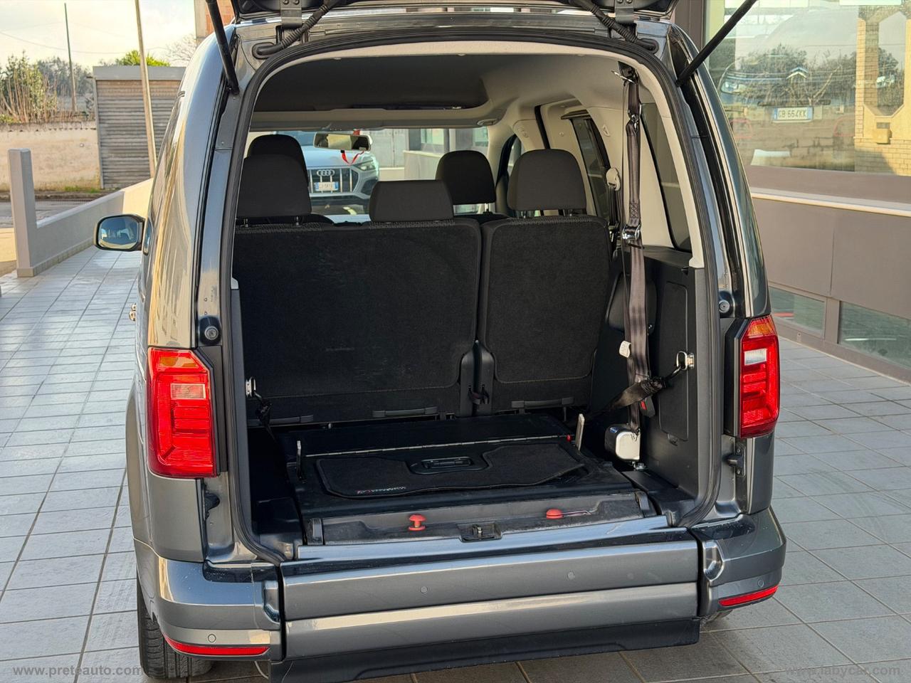 VOLKSWAGEN Caddy P.Rib. 2.0 TDI 102CV Comfortline TRASPORTO DISABILI