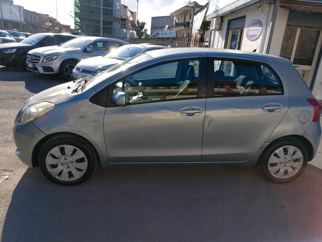 Toyota Yaris 1.4 D-4D 5 porte Sol