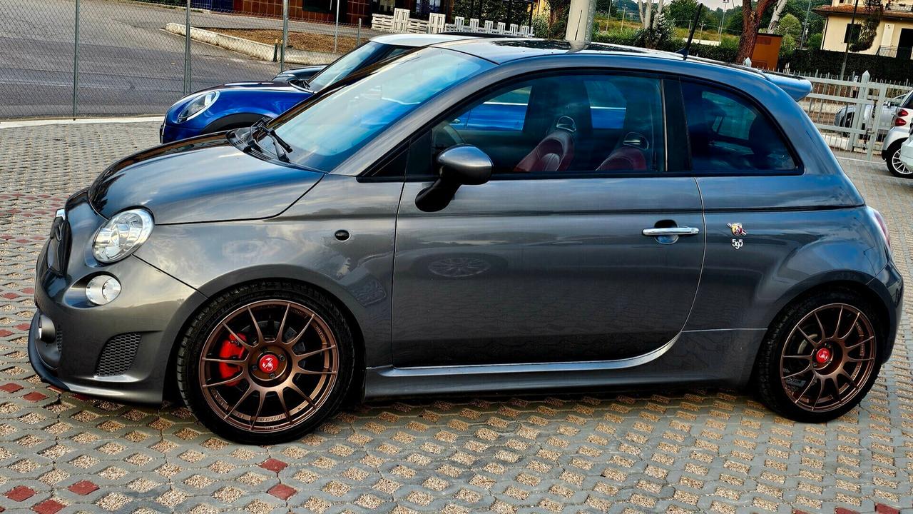 Abarth 595 1.4 Turbo T-Jet 160 CV Yamaha Factory Racing