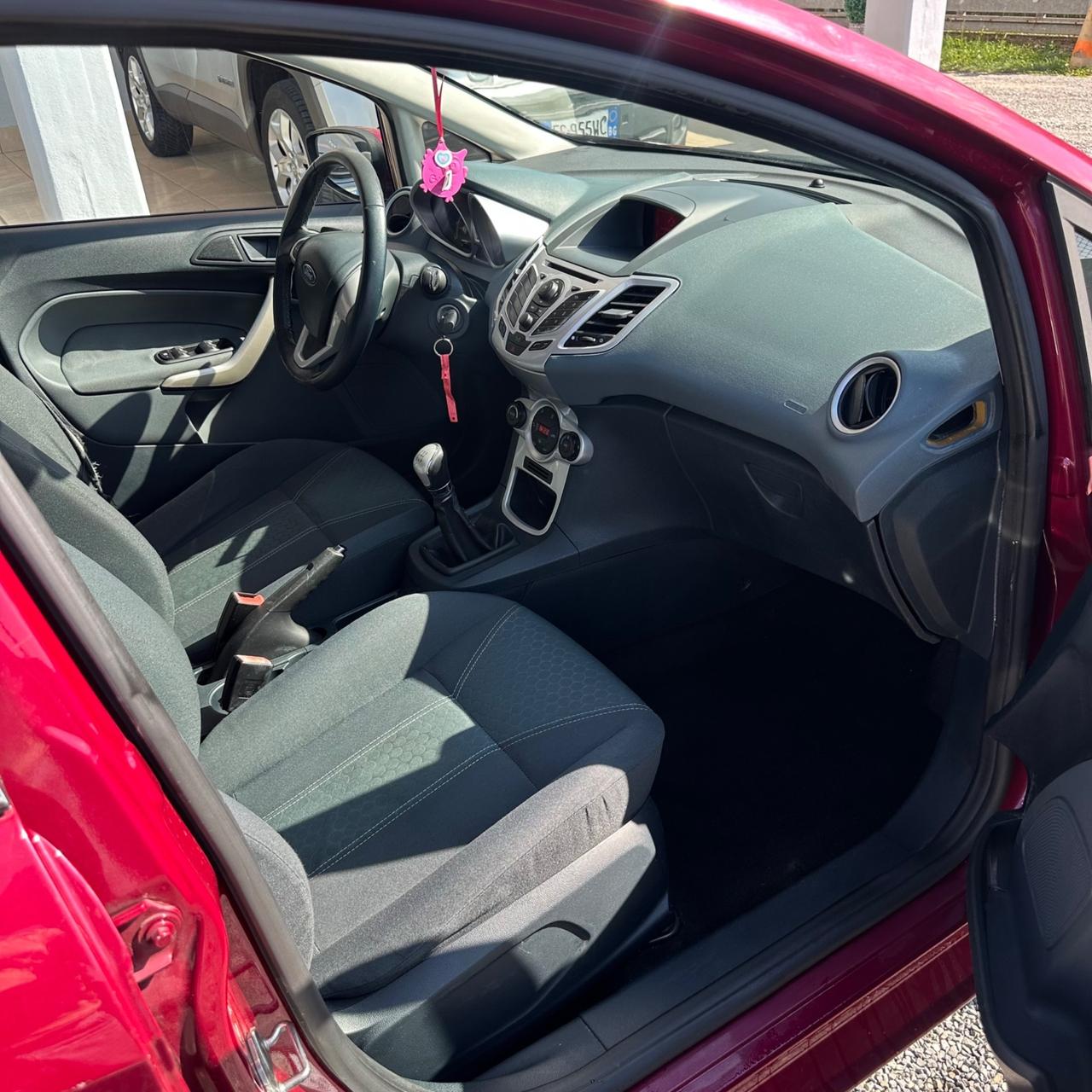 Ford Fiesta 1.4 5 porte Bz.- GPL Titanium