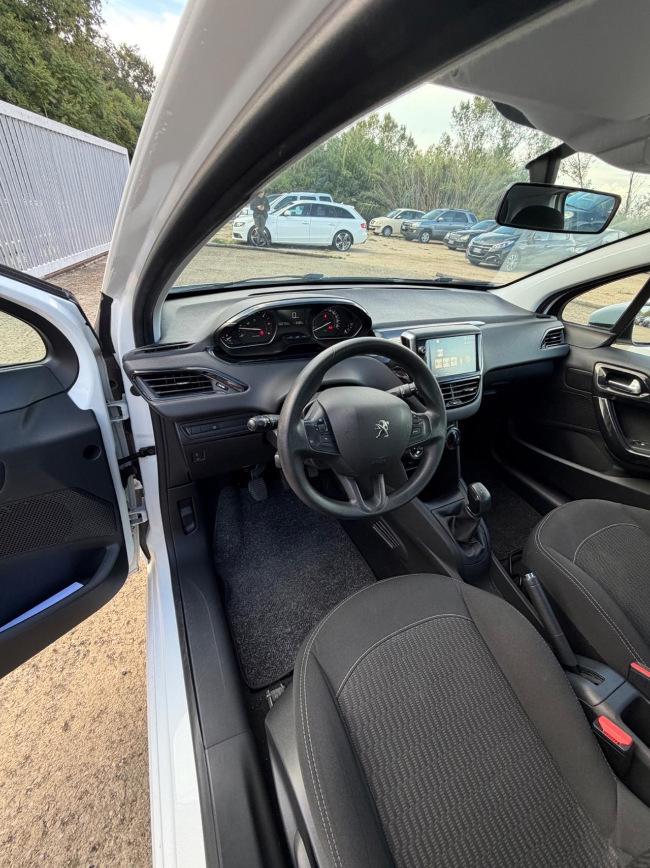 Peugeot 208 BlueHDi 100 S&S 5 porte GT Line