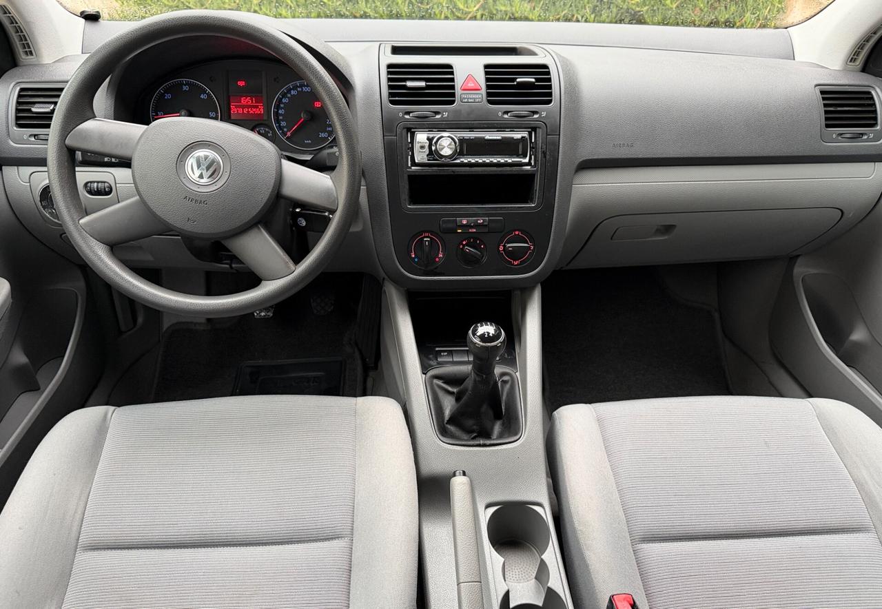 Volkswagen Golf 5 1.9 /105 cv Sport line