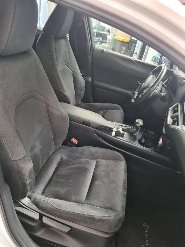 Lexus UX UX 250 Hybrid Urban