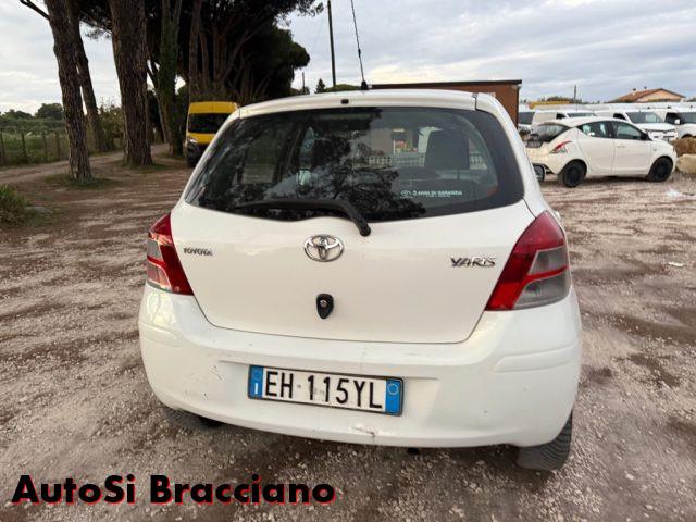 TOYOTA Yaris 1.3 5 porte Sol