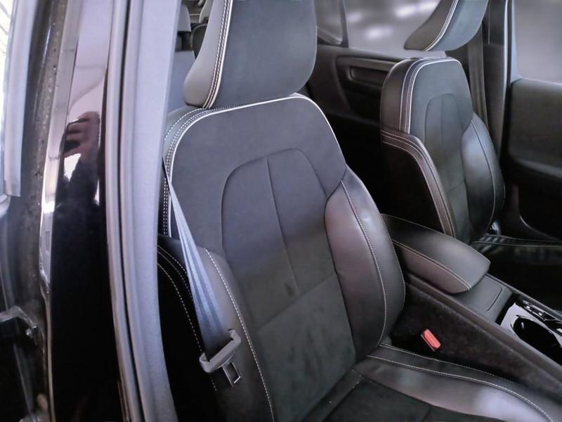 VOLVO XC40 T3 AUTOMATICO R-DESIGN SUV