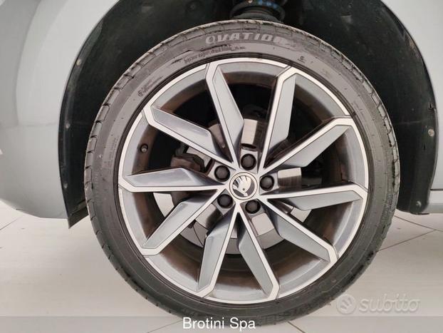 Skoda Kamiq 1.0 TSI 110 CV Dark Shade