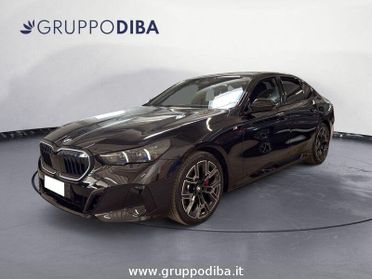 BMW Serie 5 G60 Berlina 520d 48V xdrive MSport Pro auto