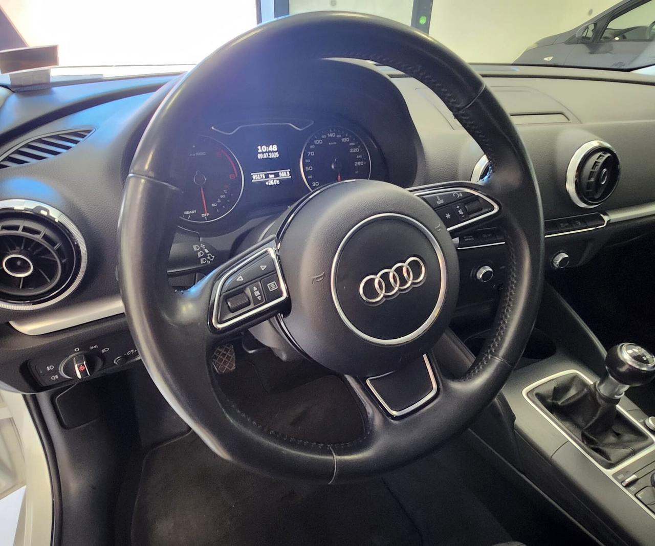 Audi A3 SPB 1.6 TDI clean diesel Attraction