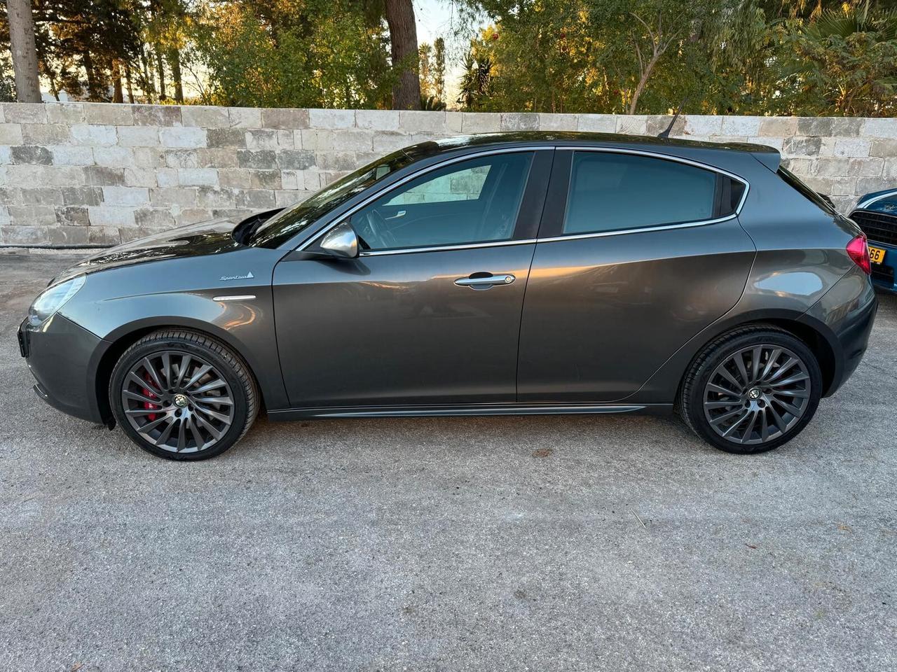 Alfa Romeo Giulietta 1.6 105CV Sportiva - Full Optional