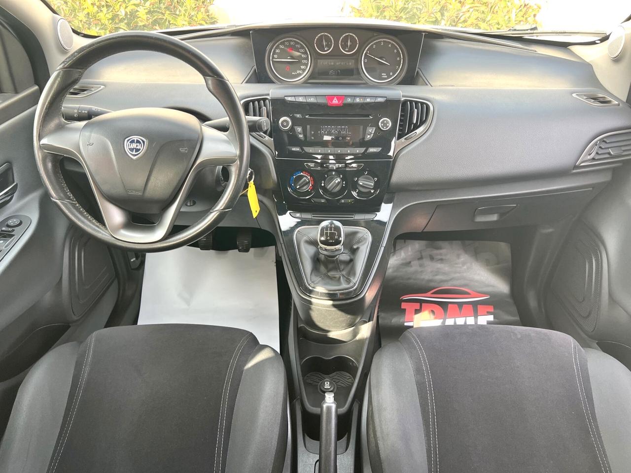 Lancia Ypsilon 1.2 5 porte