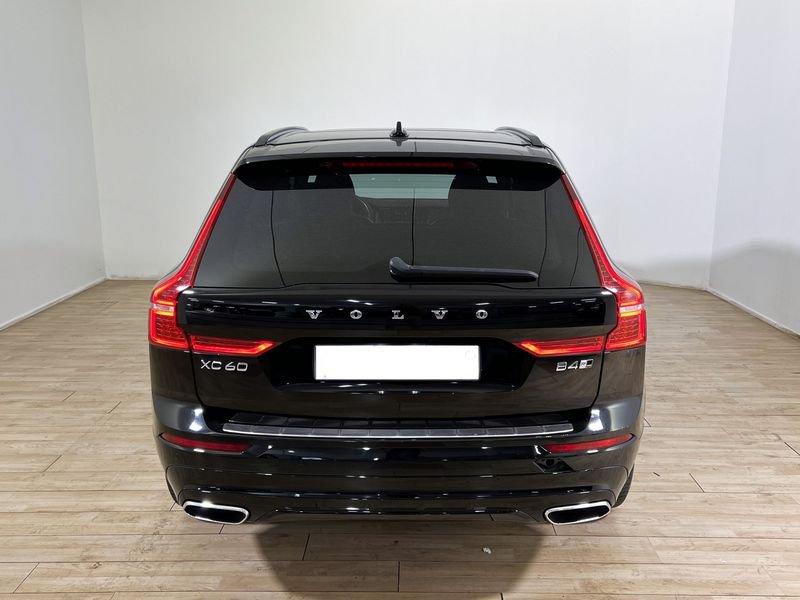 Volvo XC60 XC60 B4 (d) AWD Geartronic R-design